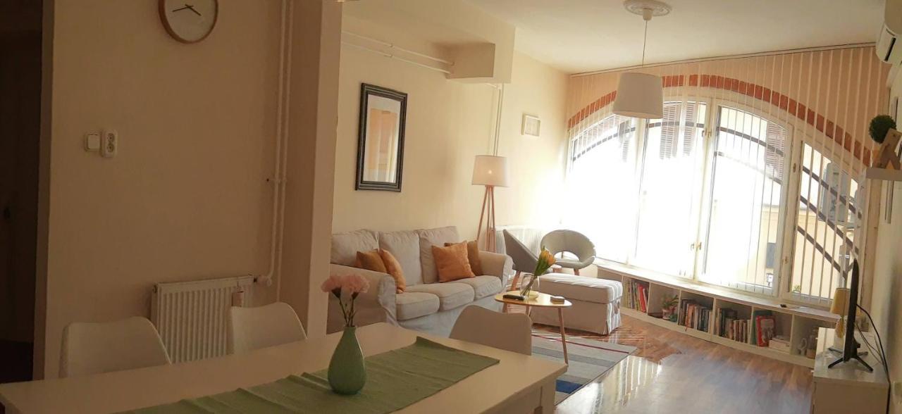 Fonix Family Apartment A Step From Szechenyi Square Печ Екстериор снимка
