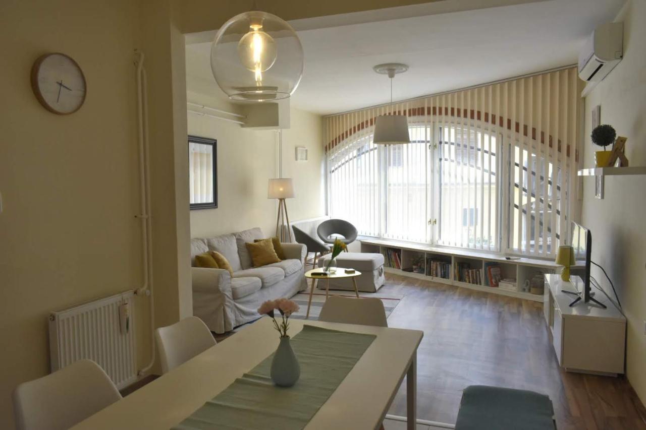 Fonix Family Apartment A Step From Szechenyi Square Печ Екстериор снимка