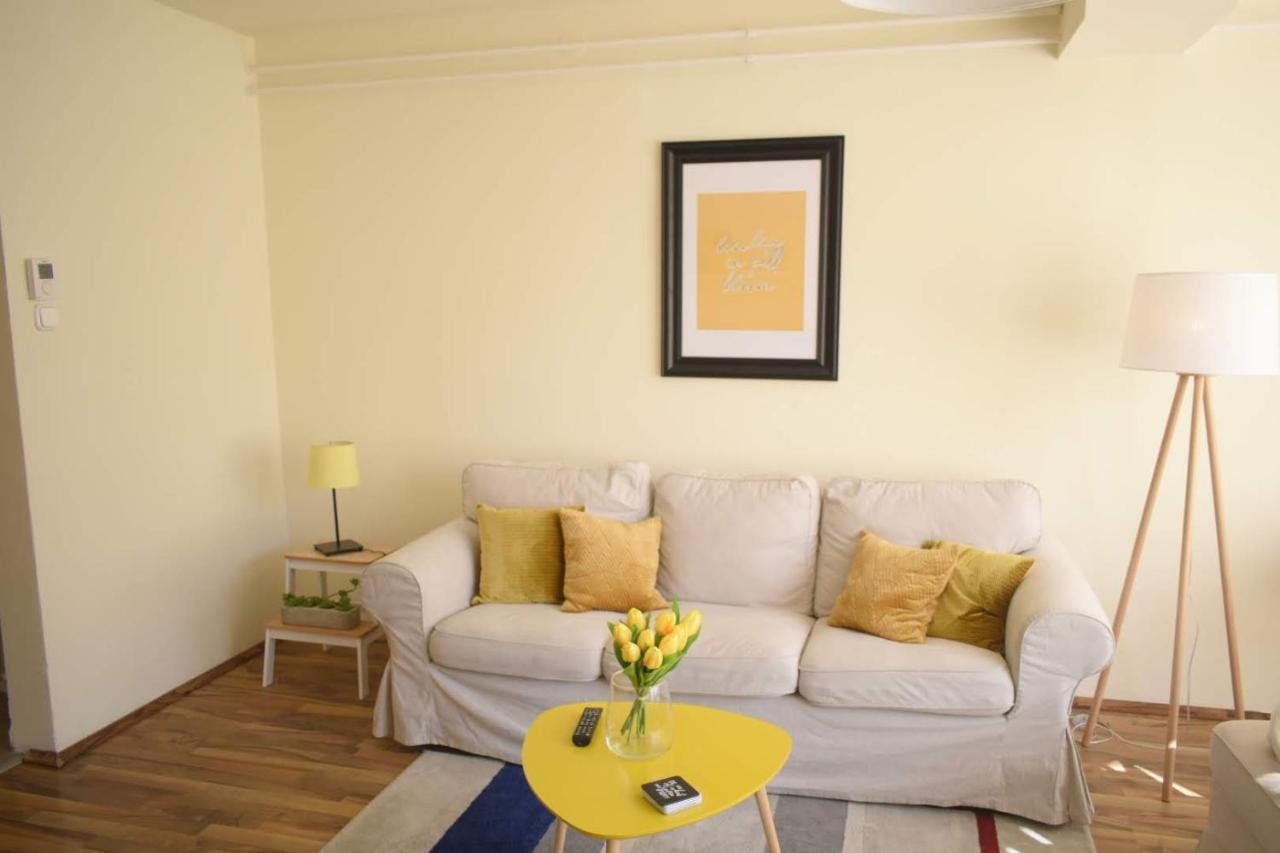 Fonix Family Apartment A Step From Szechenyi Square Печ Екстериор снимка