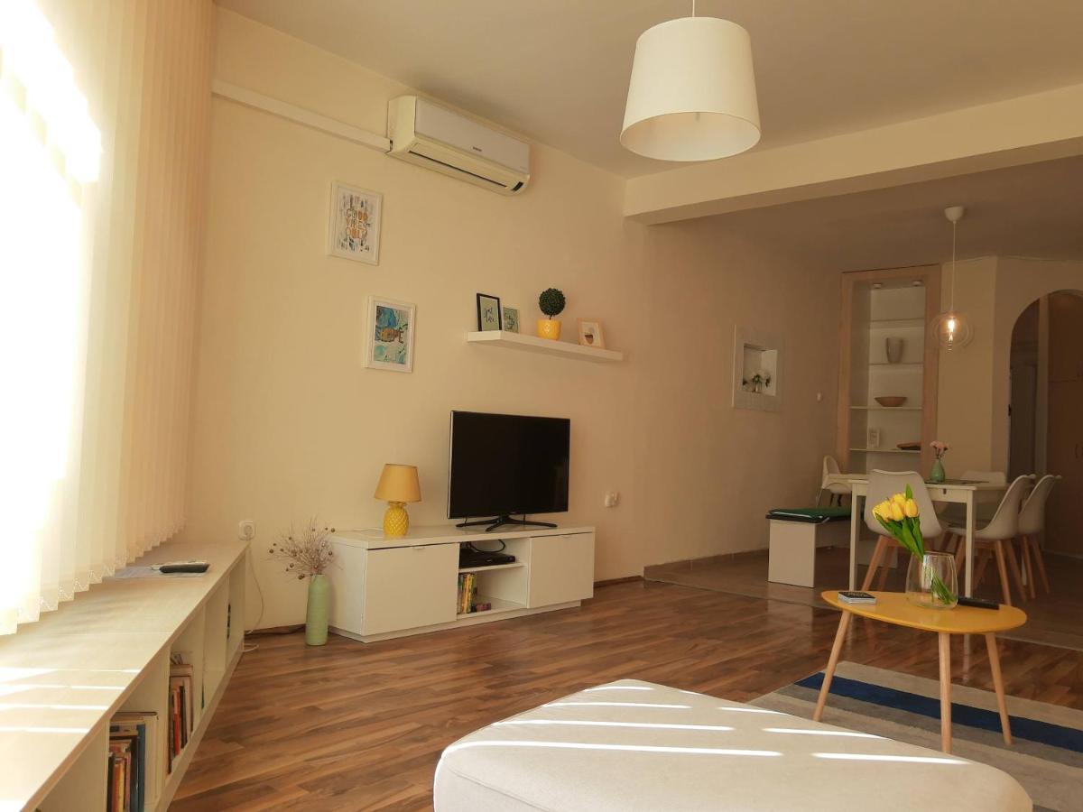 Fonix Family Apartment A Step From Szechenyi Square Печ Екстериор снимка