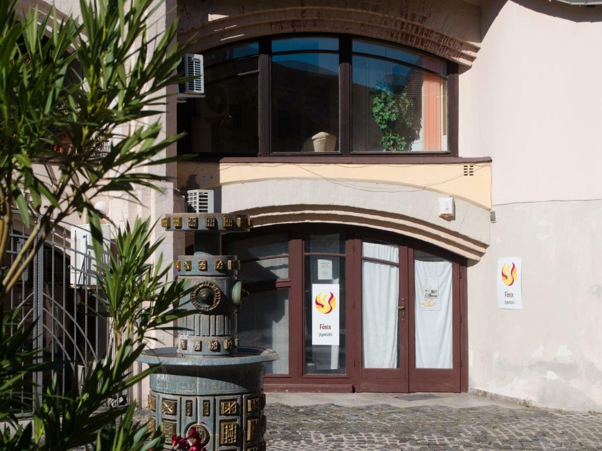 Fonix Family Apartment A Step From Szechenyi Square Печ Екстериор снимка